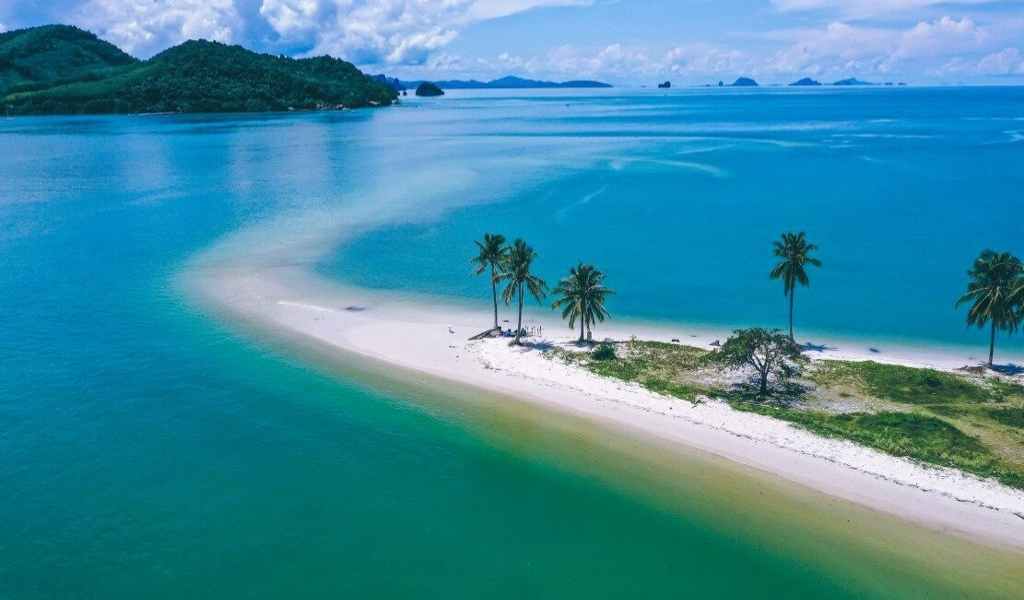 Luxury Private Catamaran (2 Engines) Koh Yao Noi Fullday Trip